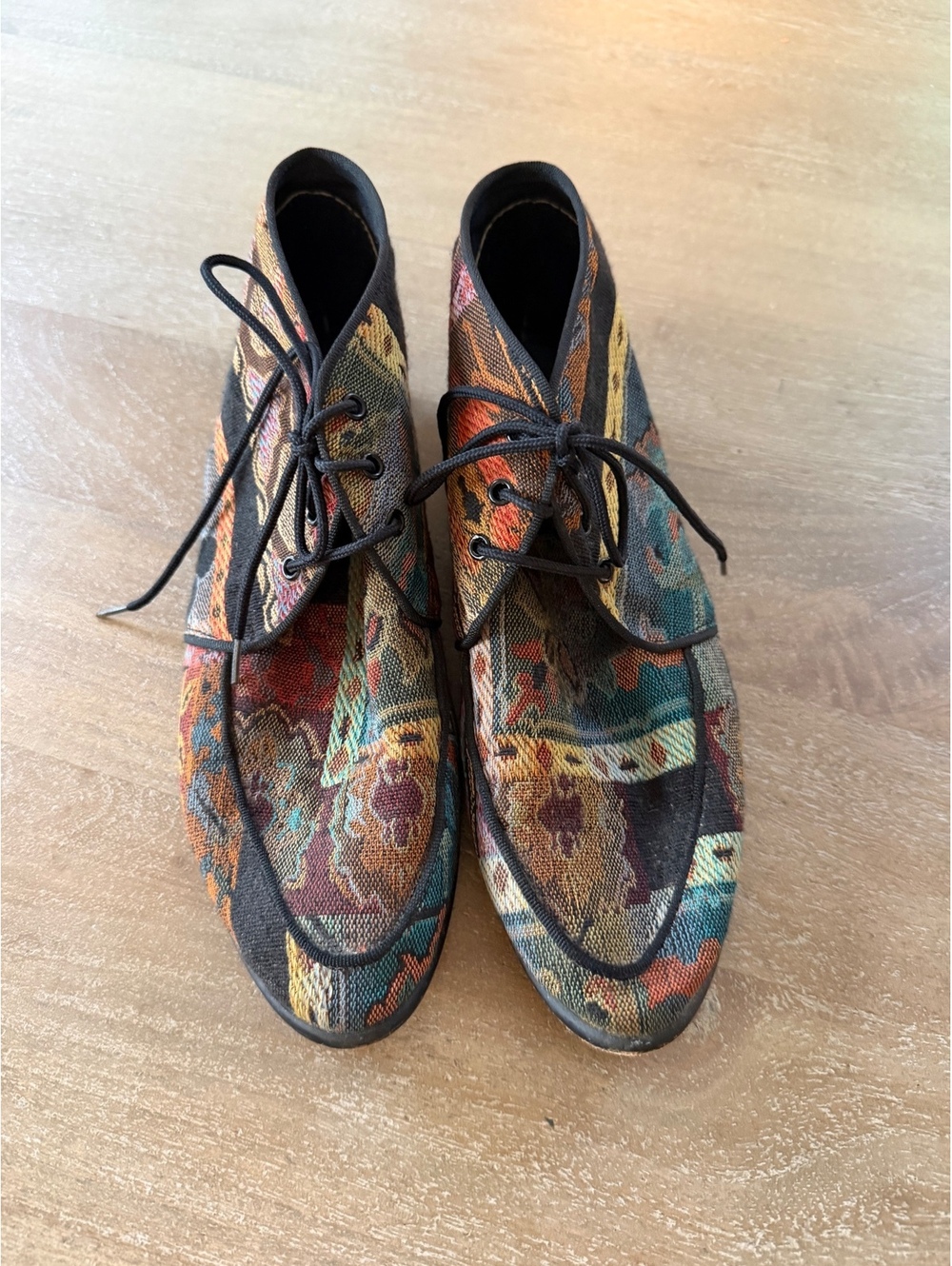 Miss Magli Vintage Tapestry Lace-Up Ankle Boots Sz 37 Boho Victorian Cottagecore